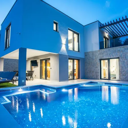 Villa Nina - Tugare, Omis Tugare
