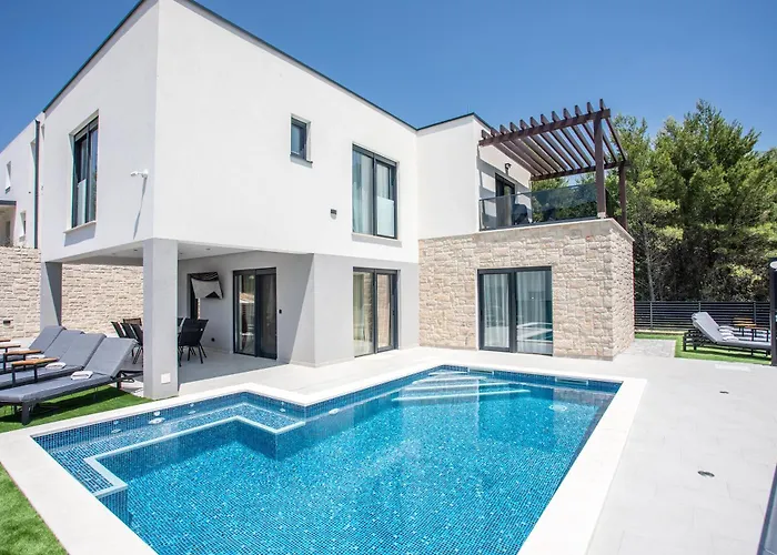 빌라 Nina - Heated Pool - Near Omis